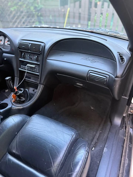 1998 Ford SN95 Mustang - Image 13 of 20