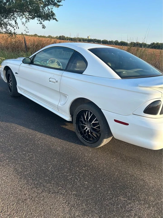 1998 Ford SN95 Mustang - Image 5 of 9