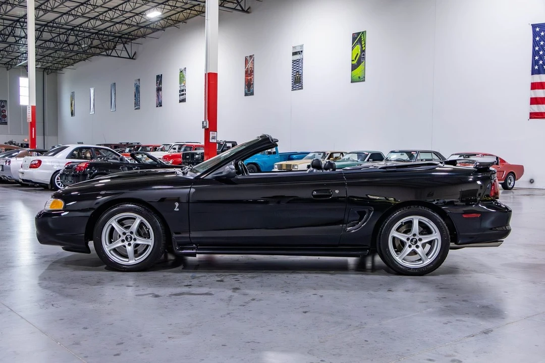 1998 Ford SN95 Mustang Cobra - Image 3 of 31