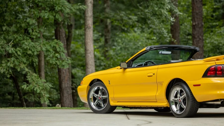 1998 Ford SN95 Mustang Cobra - Image 18 of 28
