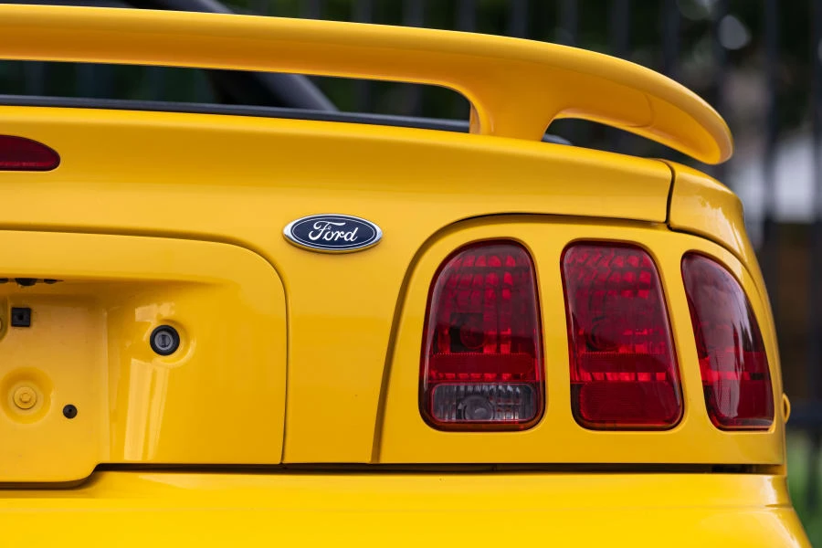 1998 Ford SN95 Mustang Cobra - Image 13 of 31