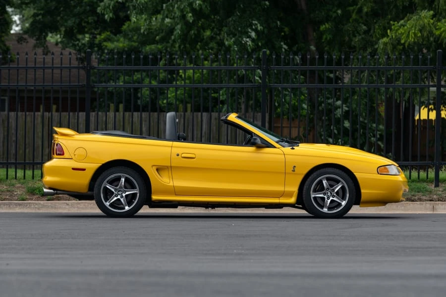 1998 Ford SN95 Mustang Cobra - Image 2 of 31