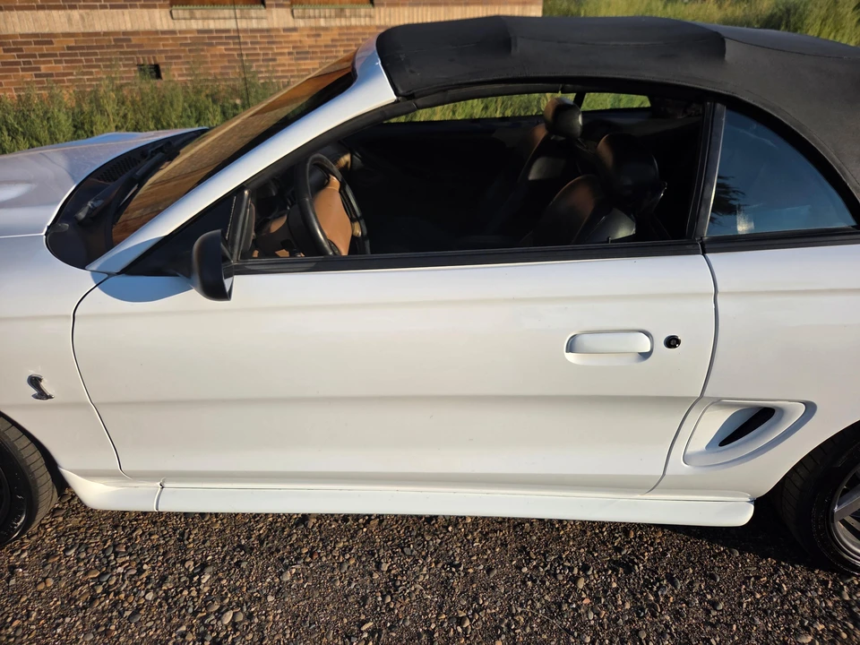 1998 Ford SN95 Mustang Cobra - Image 26 of 31