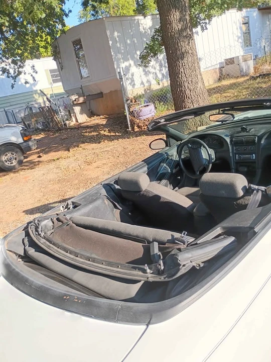 1998 Ford SN95 Mustang - Image 10 of 12
