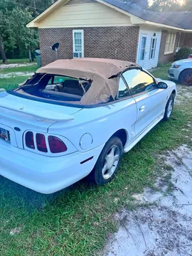 1998 Ford Mustang V6 Convertible 2D