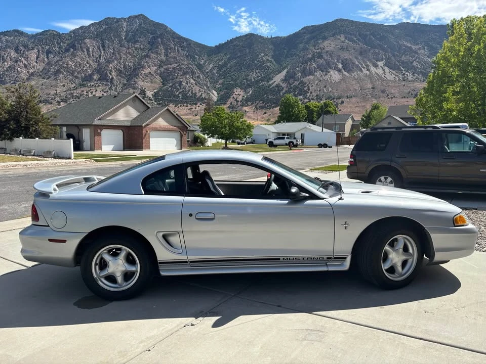 1998 Ford - Image 2 of 12