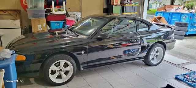 1998 Ford Mustang V6 Coupe 2D