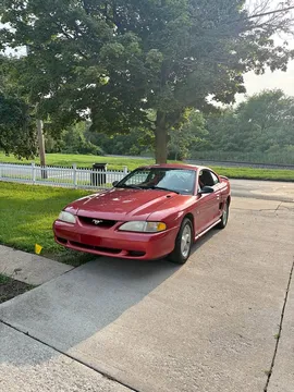 1998 Ford Mustang V6 Premium Coupe 2D