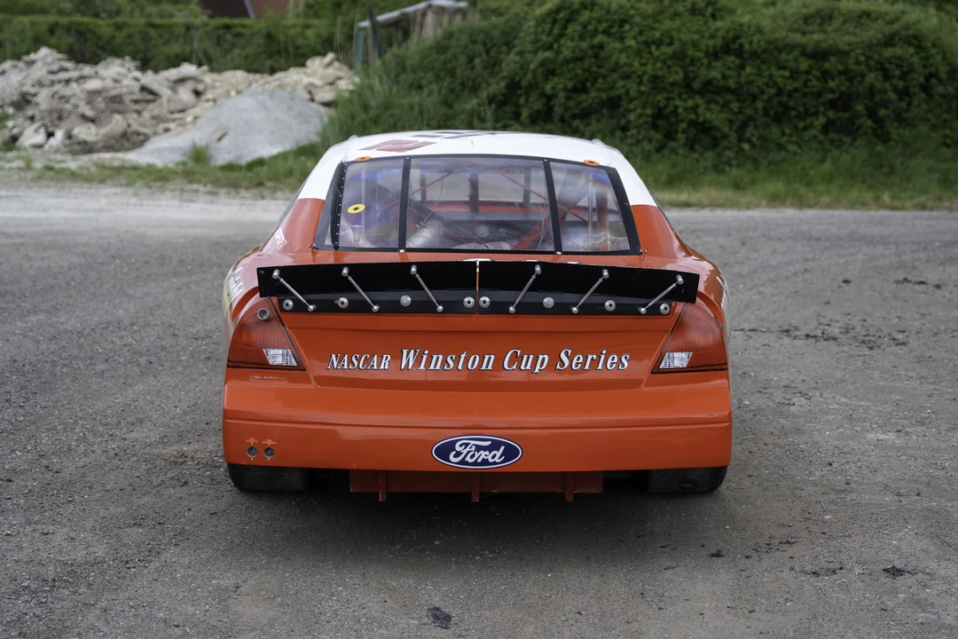 1998 Ford Taurus 3rd Gen - Image 6 of 31