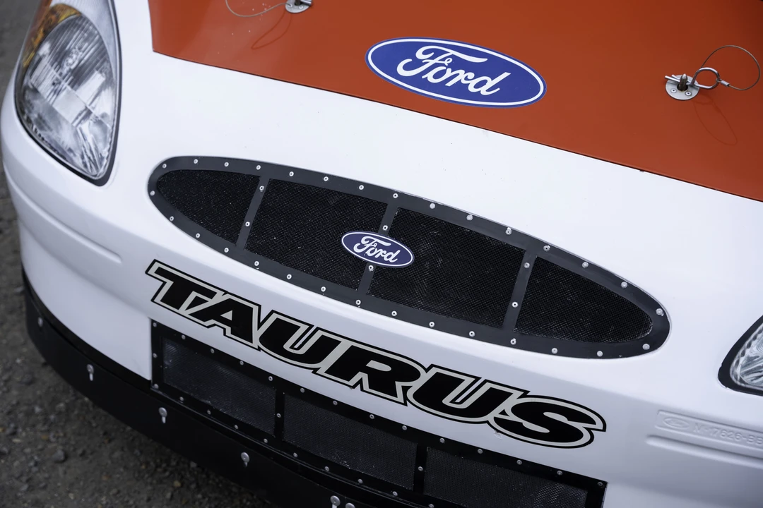 1998 Ford Taurus 3rd Gen - Image 22 of 31