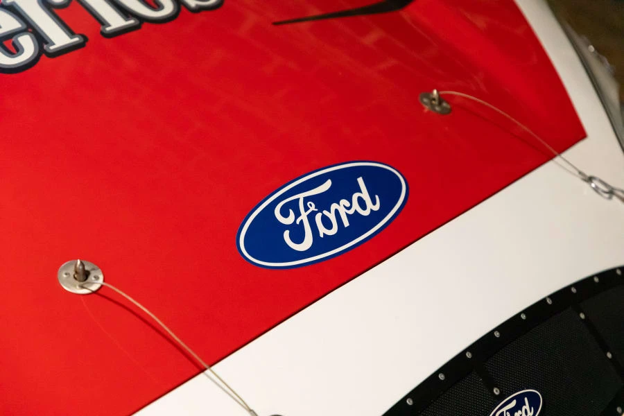 1998 Ford Taurus SHO 3rd Gen - Image 25 of 31