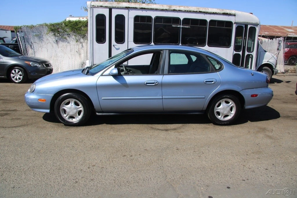 1998 Ford Taurus 3rd Gen - Image 3 of 21