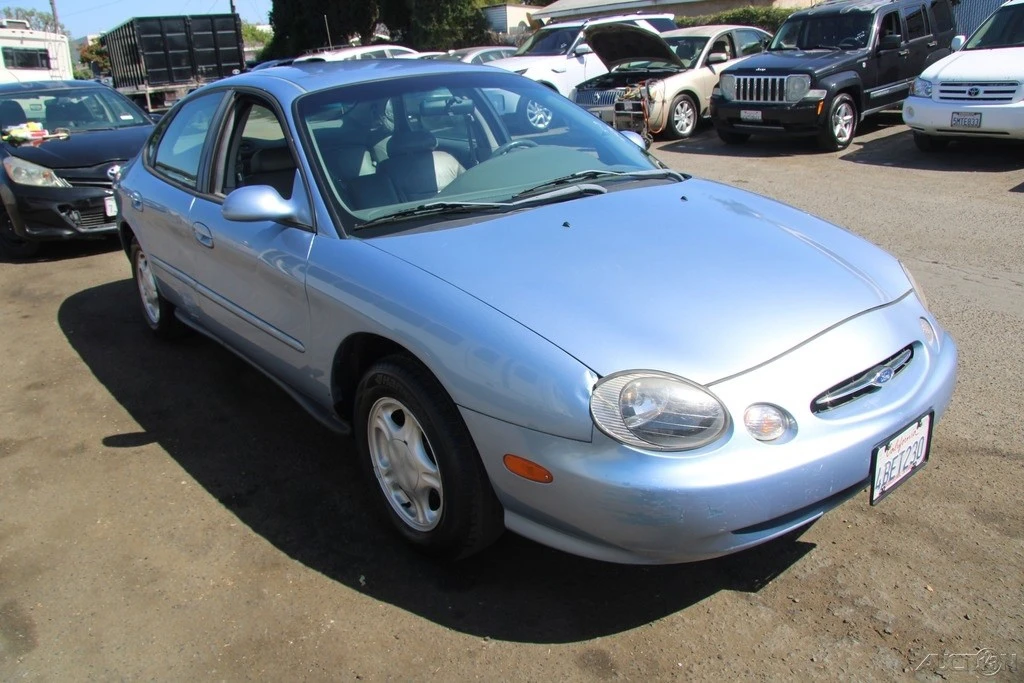 1998 Ford Taurus 3rd Gen - Image 10 of 21