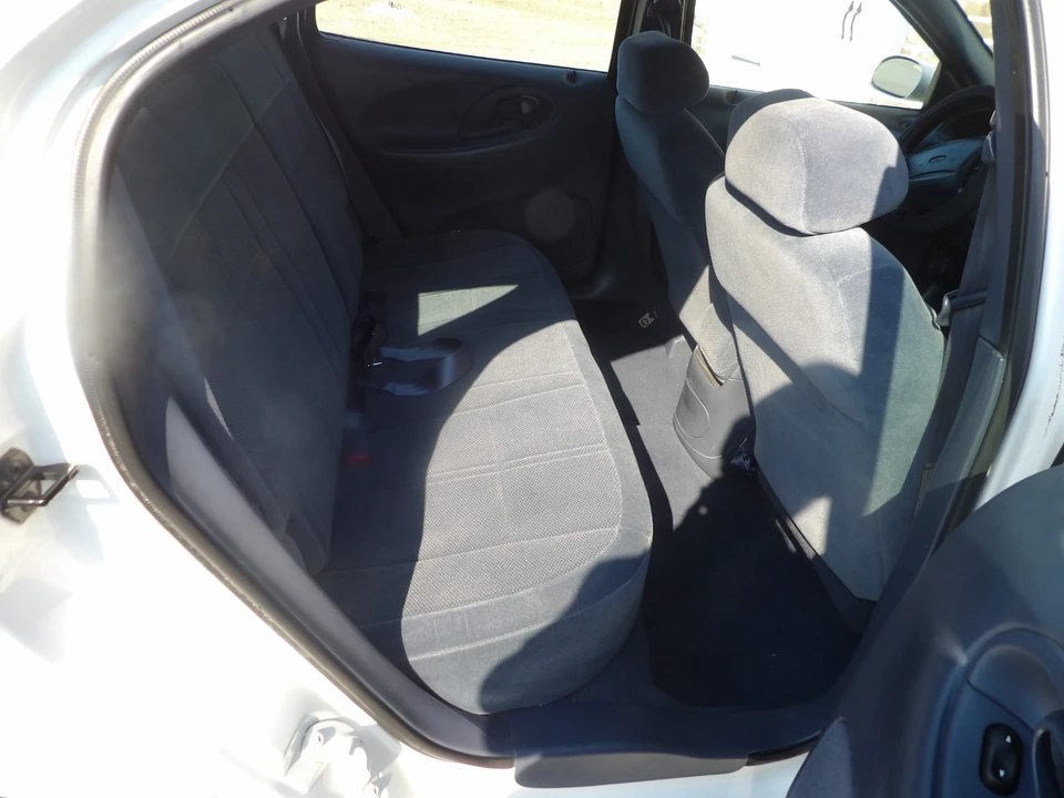 1998 Ford Taurus 2nd Gen - Image 9 of 15