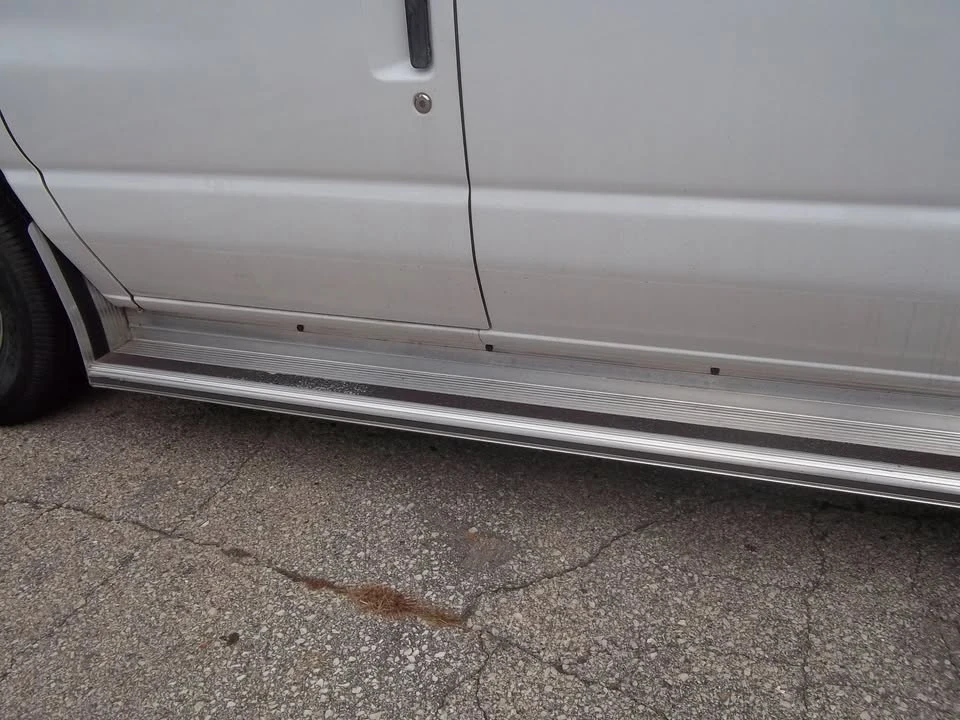1998 Ford Econoline Van - Image 6 of 13
