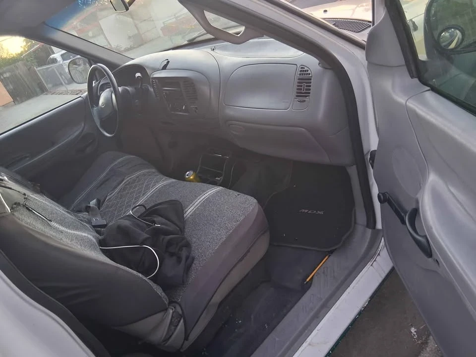 1998 Ford F-150 10th Gen - Image 4 of 8