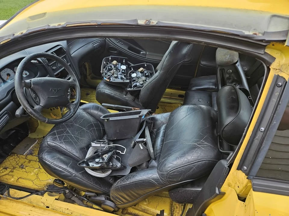 1998 Ford SN95 Mustang - Image 9 of 16