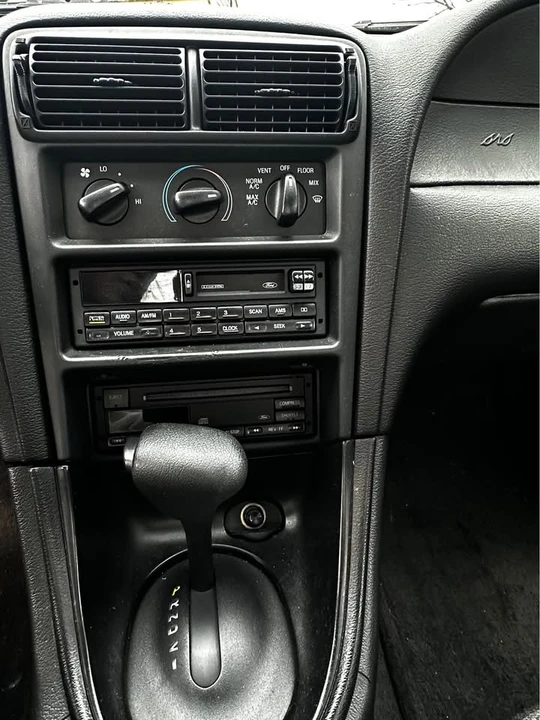 1998 Ford SN95 Mustang - Image 15 of 19