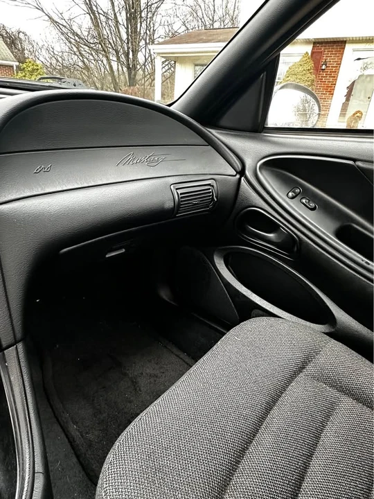 1998 Ford SN95 Mustang - Image 16 of 19