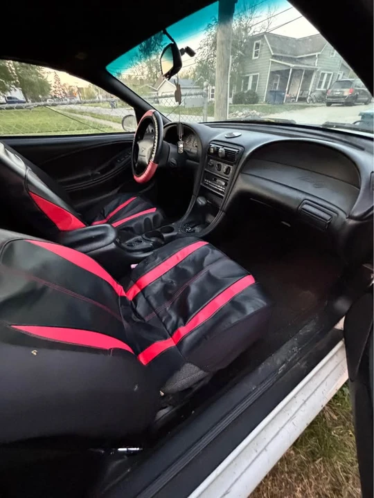 1998 Ford SN95 Mustang - Image 5 of 9