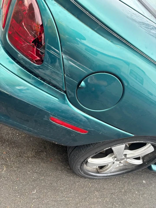 1998 Ford SN95 Mustang - Image 8 of 11