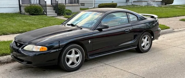 1998 Ford Mustang Coupe