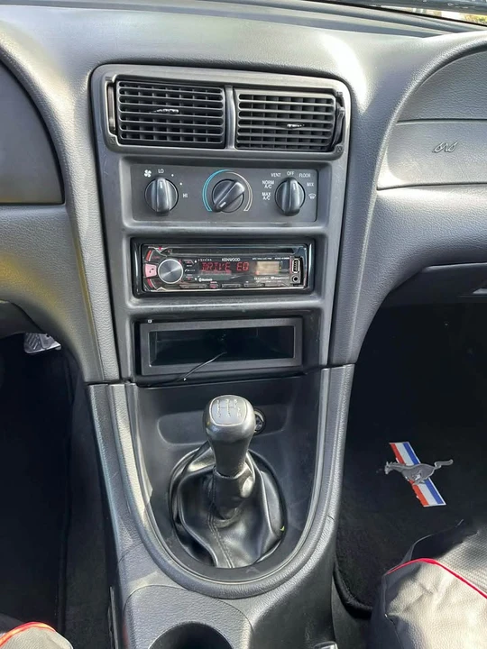 1998 Ford SN95 Mustang - Image 11 of 16
