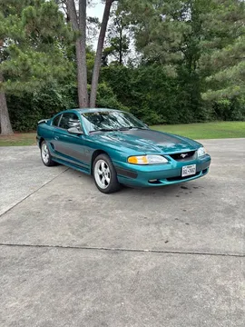 1998 Ford Mustang GT Coupe