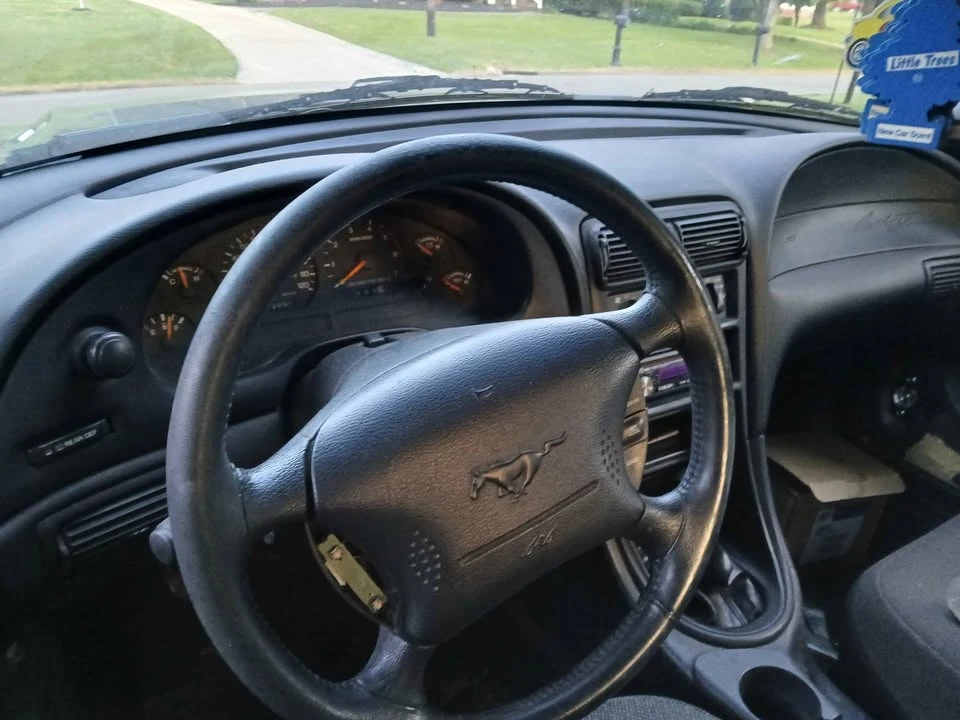 1998 Ford SN95 Mustang - Image 6 of 12