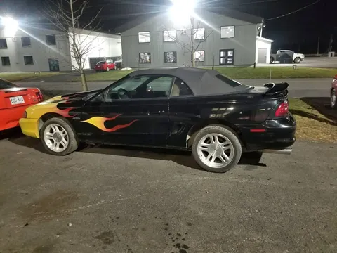 1998 Ford Mustang GT Convertible