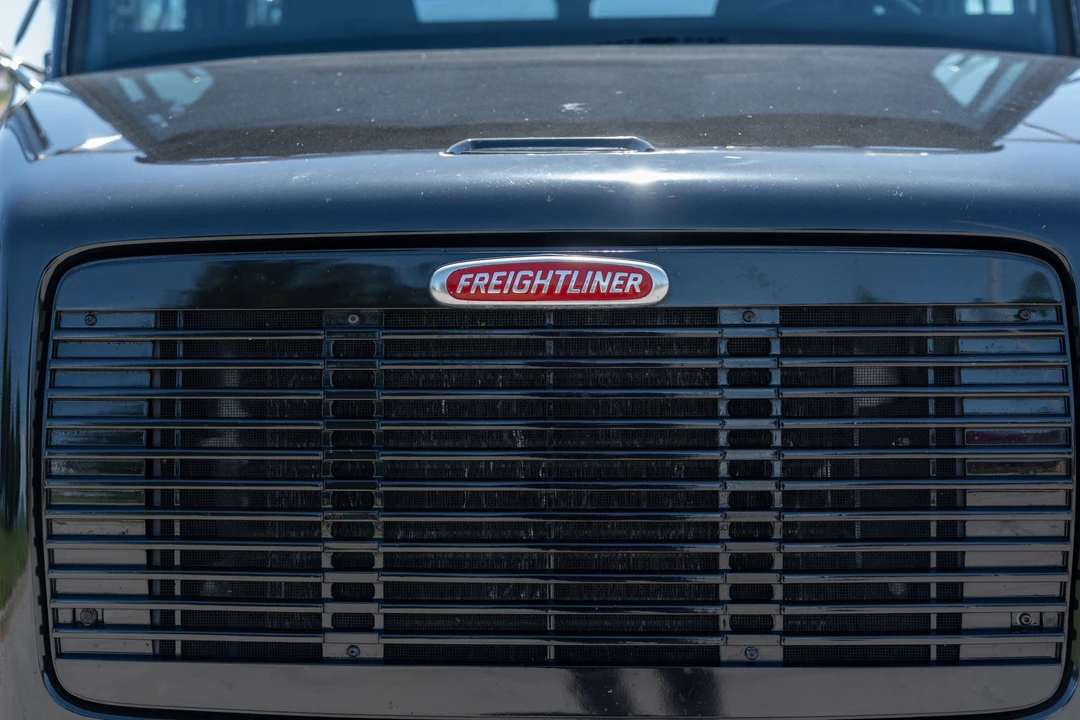 1998 Freightliner - Image 28 of 31