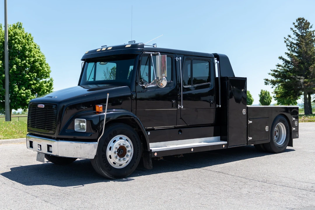 1998 Freightliner - Image 2 of 31