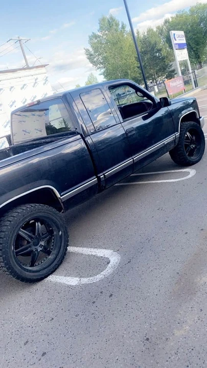 1998 GMC Sierra 1st Gen - Image 5 of 8