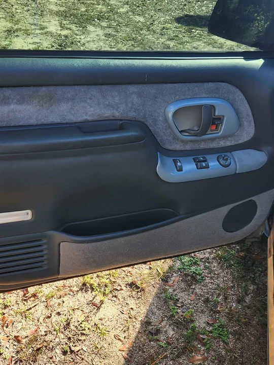 1998 GMC C/K - Image 10 of 13