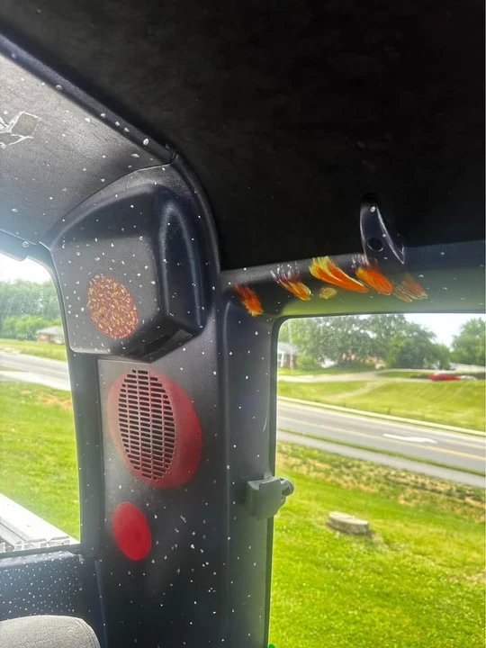 1998 GMC C/K - Image 12 of 13