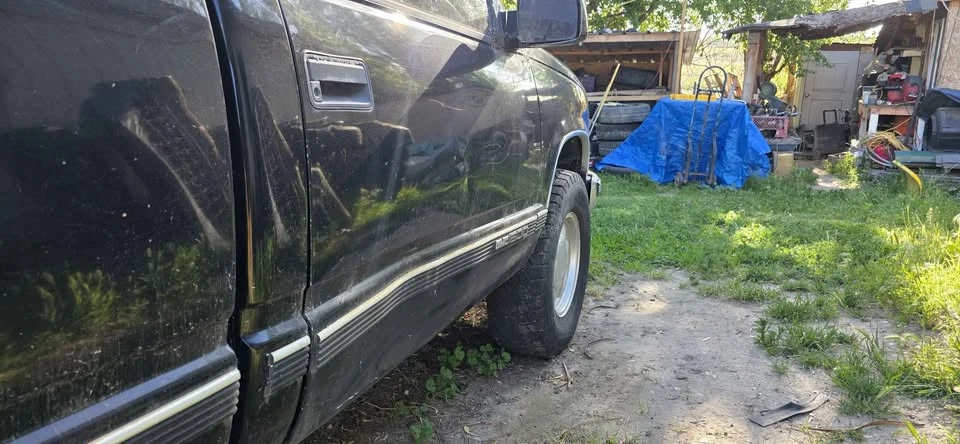 1998 GMC Sierra 1st Gen - Image 5 of 10