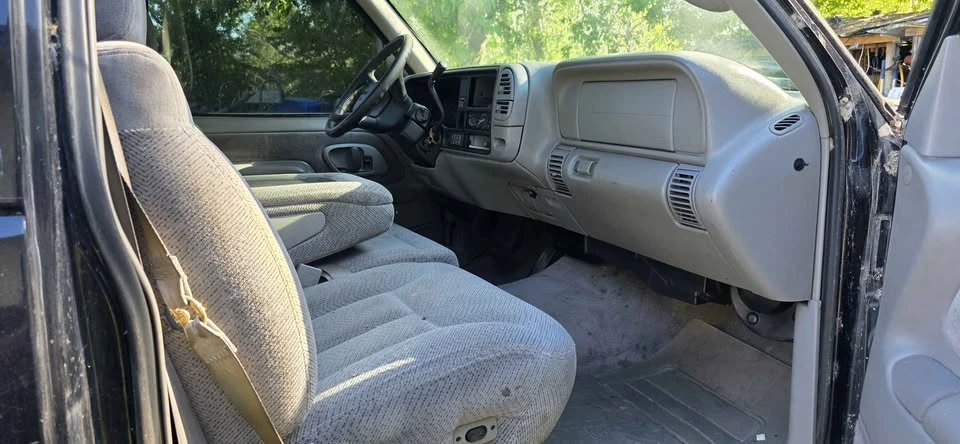 1998 GMC Sierra 1st Gen - Image 4 of 10