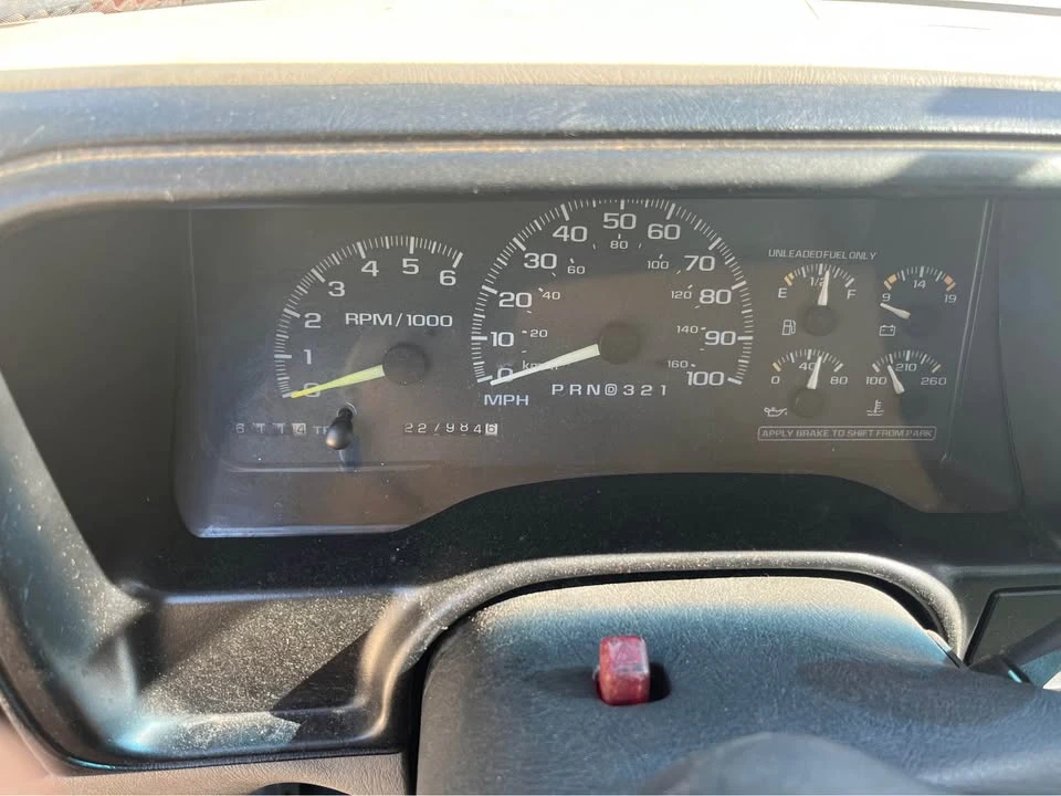 1998 GMC C/K - Image 3 of 9