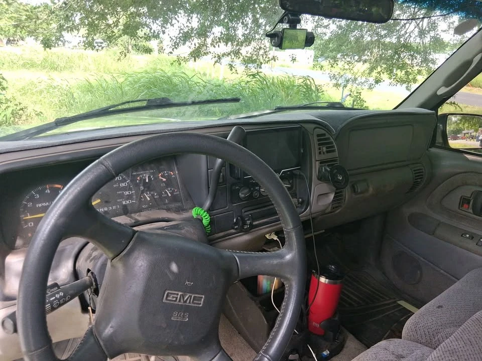 1998 GMC Sierra 1st Gen - Image 5 of 7