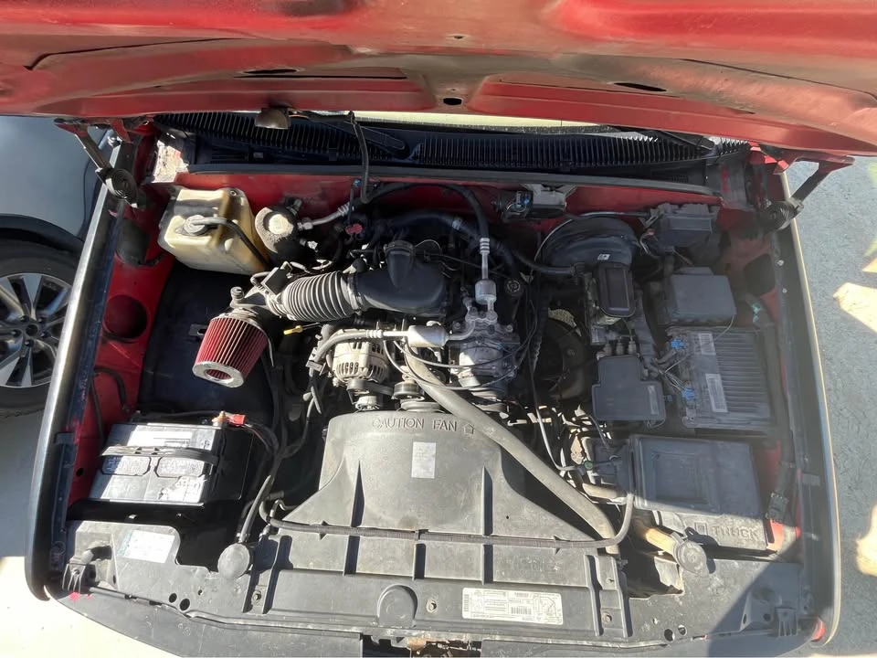 1998 GMC C/K - Image 2 of 9