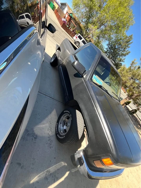 1998 GMC C/K - Image 8 of 9