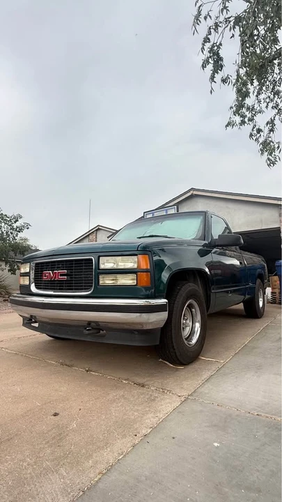 1998 GMC C/K - Image 2 of 16