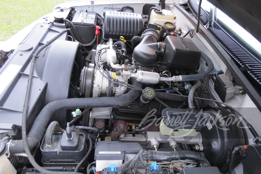 1998 GMC Sierra 1st Gen - Image 2 of 14