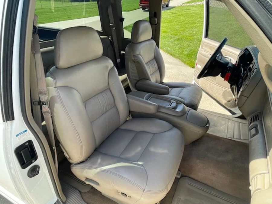 1998 GMC Sierra 1st Gen - Image 11 of 15