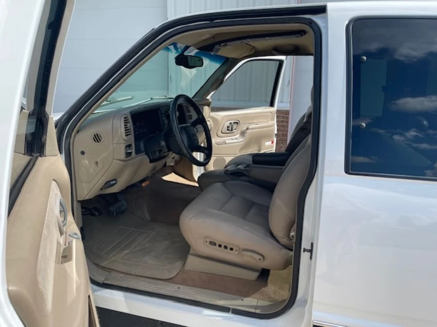 1998 GMC Sierra 1st Gen - Image 7 of 15