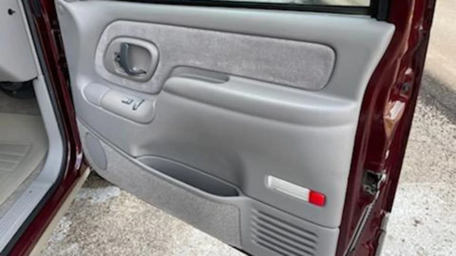 1998 GMC Sierra 1st Gen - Image 8 of 14