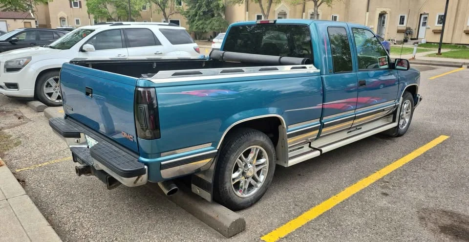 1998 GMC C/K - Image 10 of 11