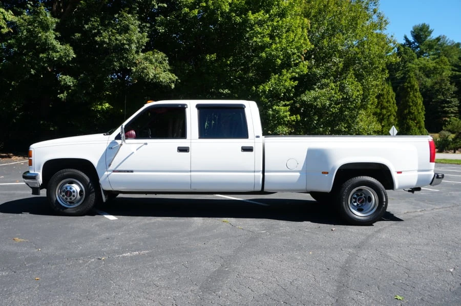 1998 GMC Sierra 1st Gen - Image 2 of 31