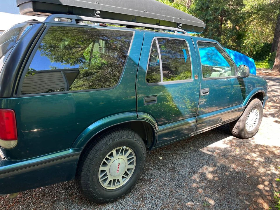 1998 GMC S-15 Jimmy 2nd Gen - Image 5 of 21