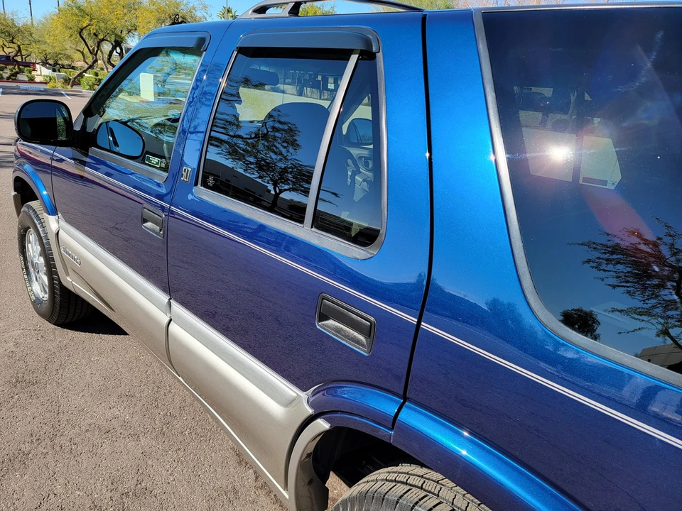 1998 GMC S-15 Jimmy 2nd Gen - Image 24 of 31